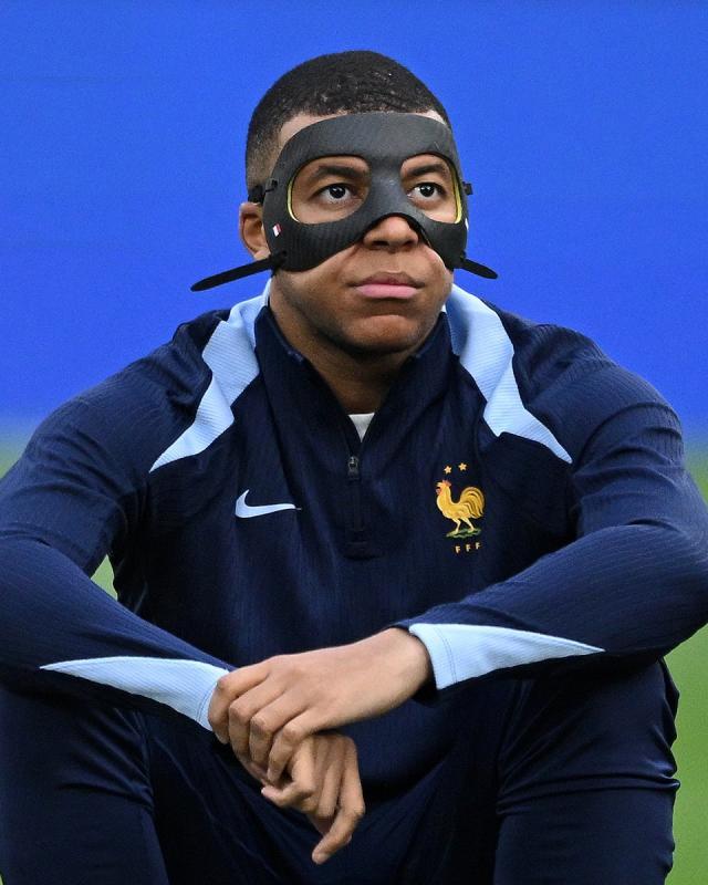 天天盈球在线观看-姆总不在，格列兹曼带着法国前锋们表演花式浪射